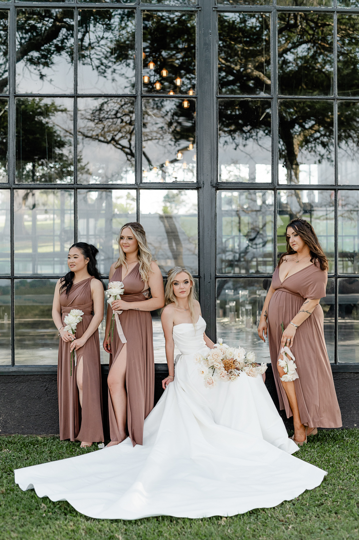 Bradley & Kiara Wedding Photos at Whispering Thornes